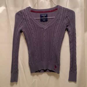 U. S. Polo Assn grey cable knot v-neck long sleeve sweater ladies size small